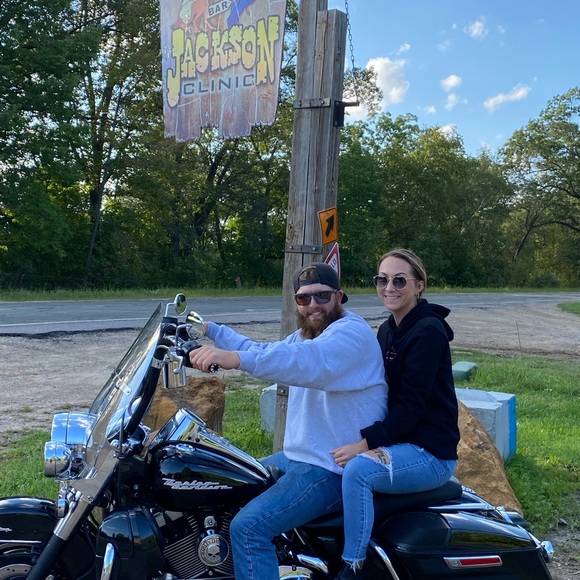 Meet your Posher, Chris - Picture 3 of 16